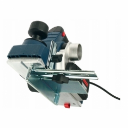   BOSCH GHO26-82