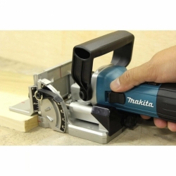 Makita PJ7000 