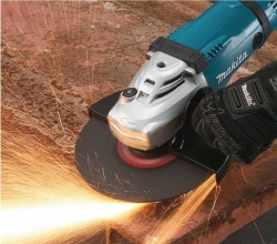 Makita GA9040RF01  