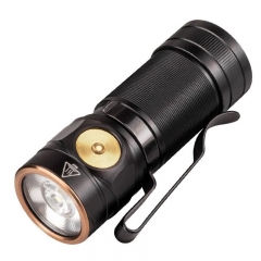 Фонарь Fenix E18R (Cree XP-L HI, 750 люмен, 5 режимов, 1x16340, магнитная зарядка), комплект (5-1090)