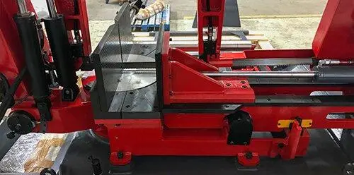 Полуавтоматическая ленточная пила по металлу Karmetal KDG 400x610 DM (KDG 400x610 DM)