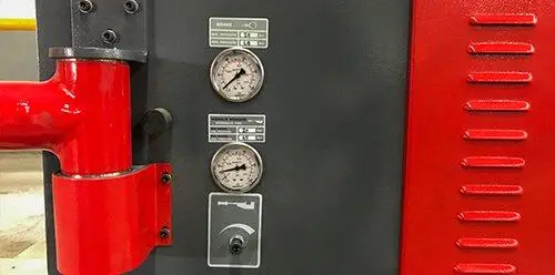 Полуавтоматическая ленточная пила по металлу Karmetal KDG 400x610 DM (KDG 400x610 DM)