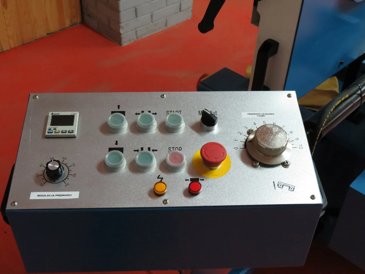 Ленточнопильный станок CORMAK S-440R (S-440R/400V)