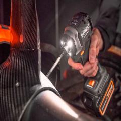       McLaren F1 TEAM LIMITED EDITION DeWALT DCK200MM2T (DCK200MM2T)