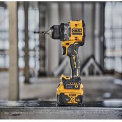Дрель-шуруповёрт аккумуляторная бесщёточная DeWALT DCD800P2T (DCD800P2T)