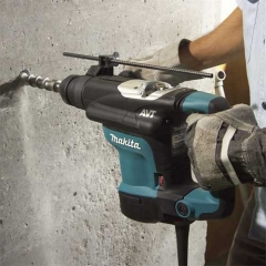  Makita HR 3210 (HR3210C)