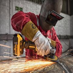   -    DeWALT DCG405P3 (DCG405P3).