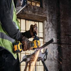   -    DeWALT DCG409T1 (DCG409T1).