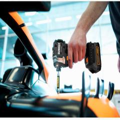   McLaren F1 TEAM LIMITED EDITION DeWALT DCF85ME2GT (DCF85ME2GT)
