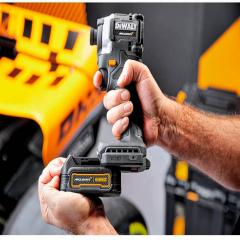   McLaren F1 TEAM LIMITED EDITION DeWALT DCF85ME2GT (DCF85ME2GT)