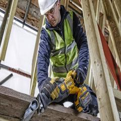    DeWALT DCS389N (DCS389N).