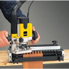 Фрезер сетевой DeWALT DW621 (DW621)