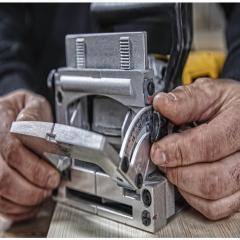    DeWALT DW682K (DW682K)
