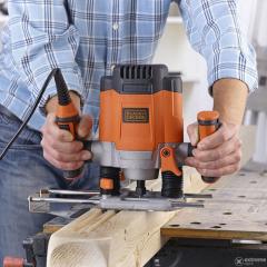 Фрезер мережевий BLACK + DECKER KW1200EKA (KW1200EKA)