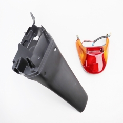 Suzuki LETS-I/II/III фонарь задний с крылом в сборе (329657)